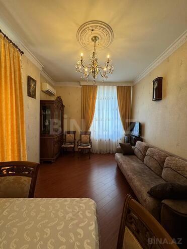 Сдаётся 2-комн. новостройка 100 м², м. Элмляр Академиясы, photo 1 from 15