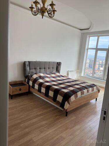 Сдаётся 3-комн. новостройка 1 105 м², м. 8 ноября, photo 6 from 16