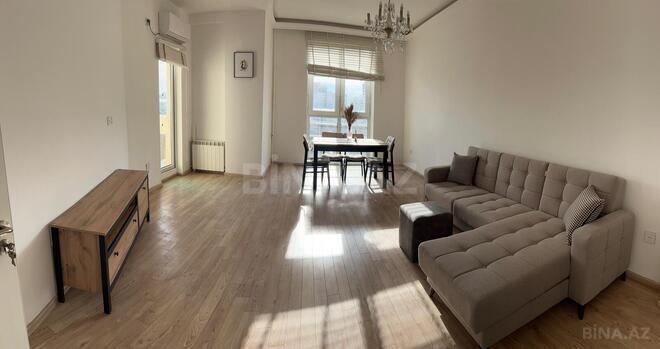 Сдаётся 3-комн. новостройка 1 105 м², м. 8 ноября, photo 1 from 16