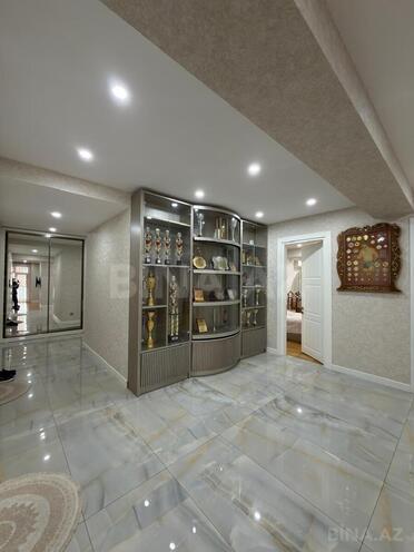 Продаётся 5-комн. новостройка 200 м², Насиминский  р., photo 1 from 12