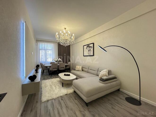 Продаётся 2-комн. новостройка 105 м², м. 8 ноября, photo 1 from 12