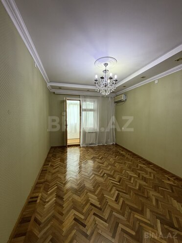 Сдаётся 2-комн. вторичка 65 м², пос. 8-й мкр, photo 1 from 16
