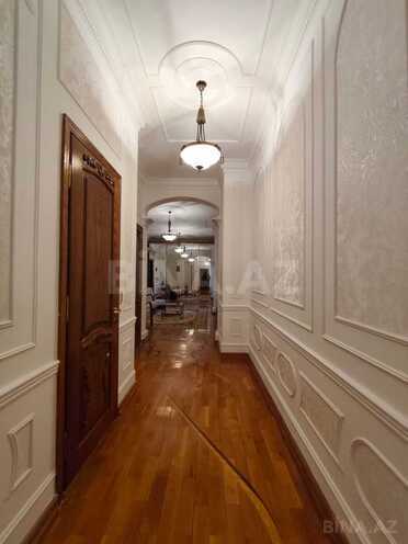 İcarəyə verilir 4 otaqlı yeni tikili 200 m², 28 May m., photo 4 from 13