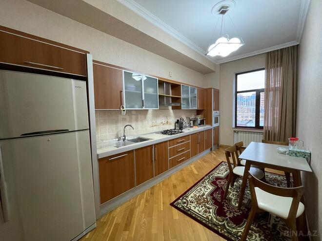 Сдаётся 3-комн. новостройка 150 м², м. Сахил, photo 11 from 20