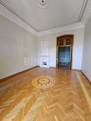 Satılır 4 otaqlı köhnə tikili 185 m², İçəri Şəhər m., photo 10 from 18