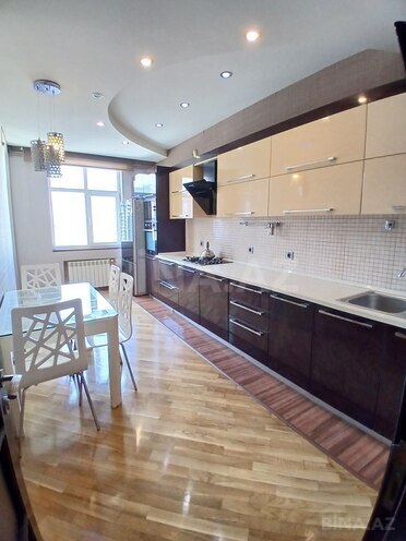 İcarəyə verilir 3 otaqlı yeni tikili 110 m², Yeni Yasamal q., photo 11 from 16