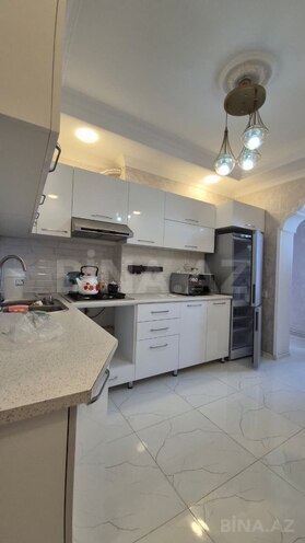 Продаётся 2-комн. вторичка 65 м², м. Ази Асланов, photo 13 from 18