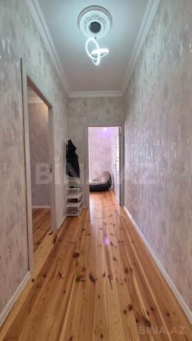 Продаётся 2-комн. вторичка 65 м², м. Ази Асланов, photo 6 from 18