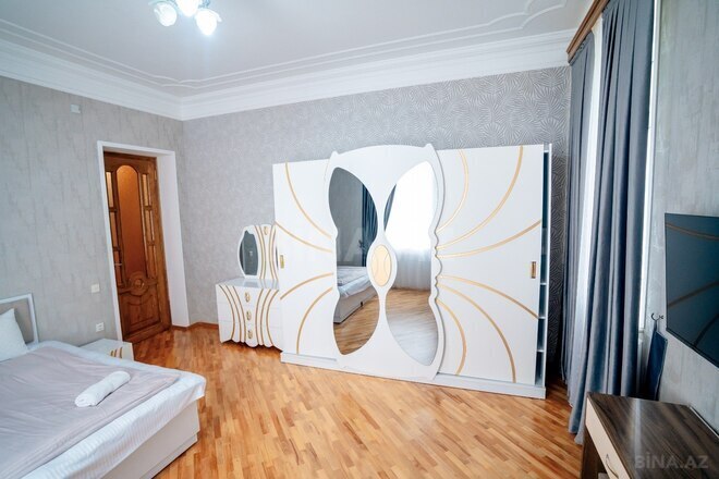 Сдаётся 7-комн. дом/дача 580 м², пос. Бадамдар, photo 13 from 16