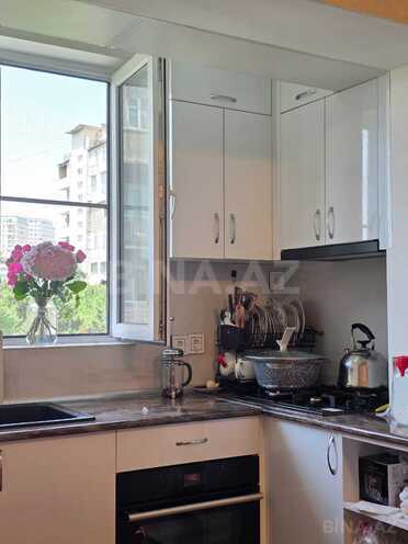 Продаётся 2-комн. вторичка 50 м², м. Азадлыг проспекти, photo 6 from 14