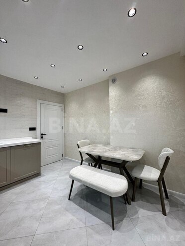 Продаётся 2-комн. вторичка 70 м², м. Ази Асланов, photo 13 from 17