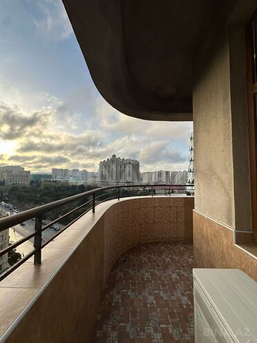 Продаётся 4-комн. новостройка 197 м², м. Элмляр Академиясы, photo 20 from 32