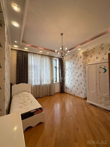 Продаётся 4-комн. новостройка 197 м², м. Элмляр Академиясы, photo 22 from 32