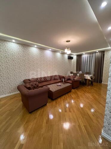 Сдаётся 2-комн. новостройка 110 м², м. 8 ноября, photo 1 from 19