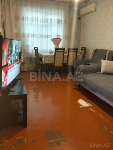 Продаётся 3-комн. вторичка 80 м², м. Ази Асланов, photo 3 from 13