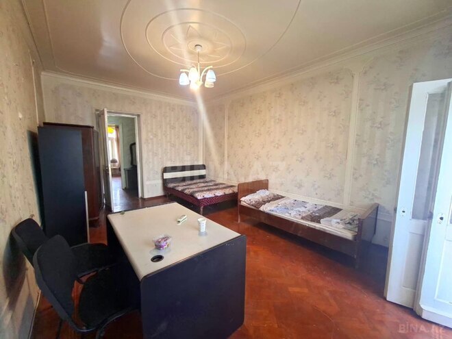 Продаётся 2-комн. вторичка 60 м², м. Элмляр Академиясы, photo 8 from 25