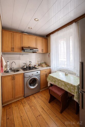 İcarəyə verilir 2 otaqlı köhnə tikili 65 m², Qara Qarayev m., photo 8 from 14