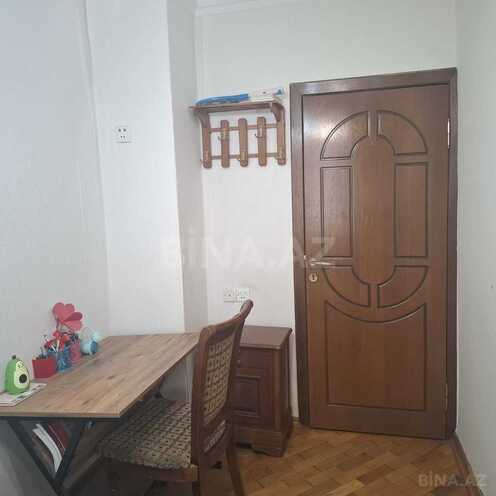 Satılır 3 otaqlı köhnə tikili 94 m², 8 Noyabr m., photo 8 from 16