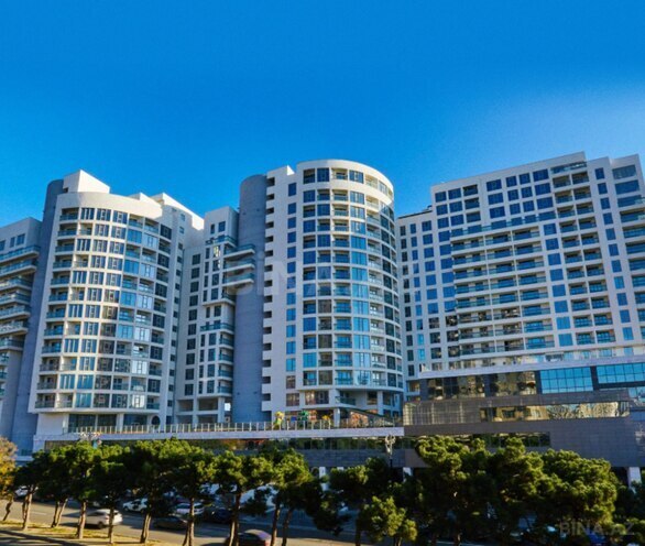 Сдаётся 3-комн. новостройка 136 м², м. Низами, photo 3 from 27