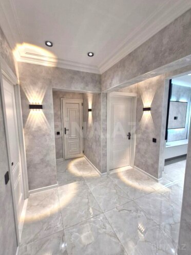 Продаётся 4-комн. вторичка 85 м², м. Ази Асланов, photo 1 from 17