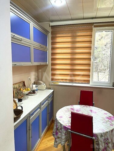 Satılır 3 otaqlı köhnə tikili 80 m², Yasamal r., photo 7 from 11