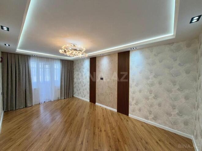 Продаётся 3-комн. вторичка 75 м², м. Нефтчиляр, photo 1 from 27