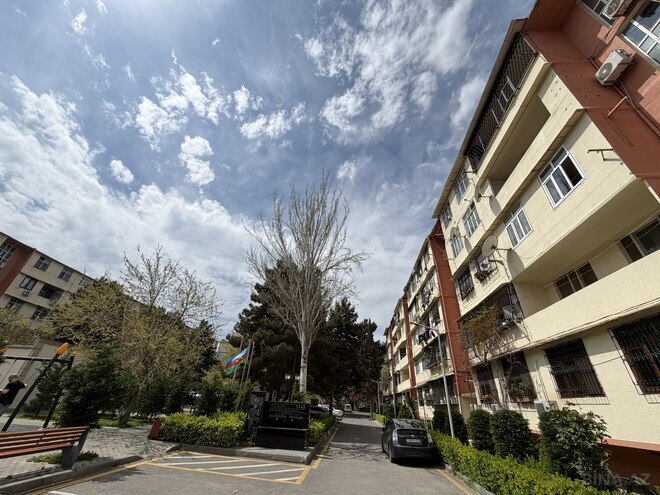 Продаётся 1-комн. вторичка 40 м², пос. Бакиханова, photo 1 from 17