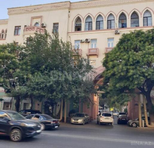 İcarəyə verilir 4 otaqlı köhnə tikili 120 m², Nəriman Nərimanov m., photo 1 from 8