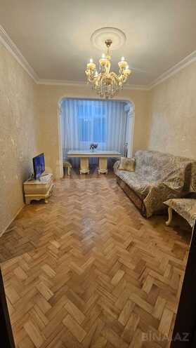 Satılır 2 otaqlı köhnə tikili 50 m², 20 Yanvar m., photo 1 from 12