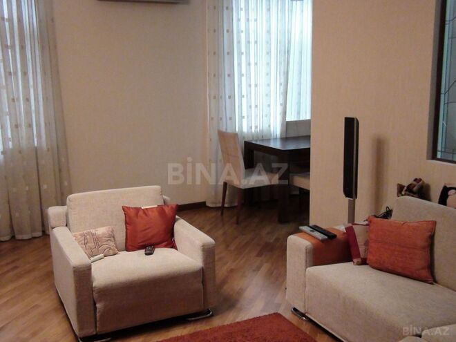 Сдаётся 3-комн. вторичка 75 м², м. 28 мая, photo 1 from 9
