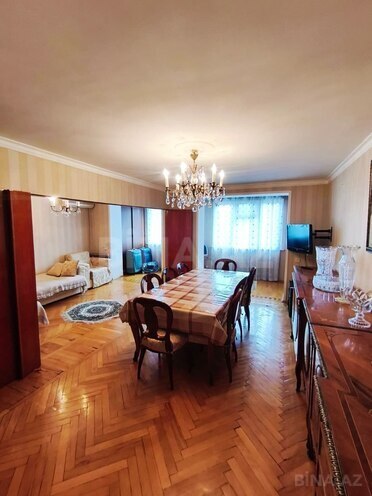 Satılır 3 otaqlı köhnə tikili 75 m², Elmlər Akademiyası m., photo 1 from 22