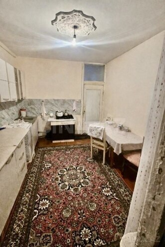 Satılır 2 otaqlı köhnə tikili 60 m², Xalqlar Dostluğu m., photo 10 from 11