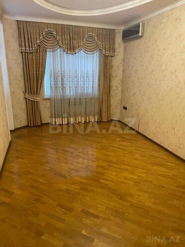 Сдаётся 3-комн. новостройка 135 м², м. Низами, photo 6 from 12