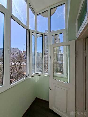 Продаётся 2-комн. вторичка 54 м², м. Низами, photo 4 from 24