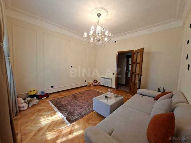 Продаётся 2-комн. вторичка 54 м², м. Низами, photo 6 from 24