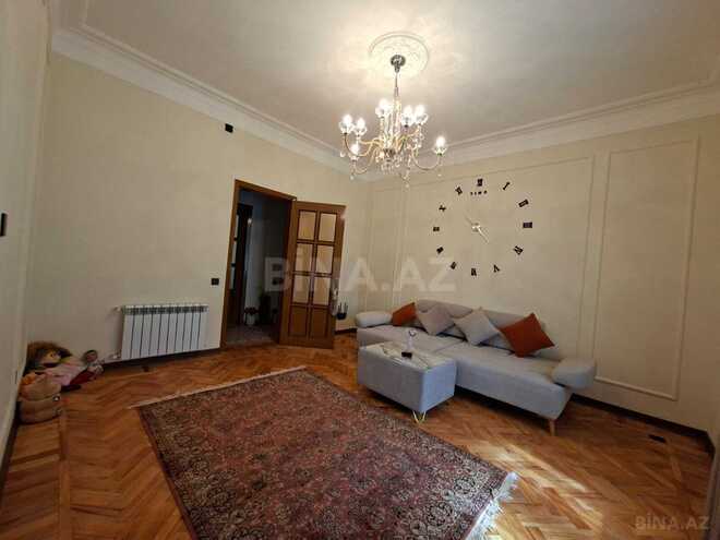 Продаётся 2-комн. вторичка 54 м², м. Низами, photo 7 from 24