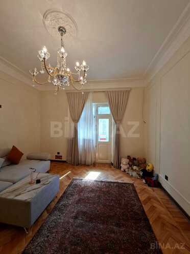 Продаётся 2-комн. вторичка 54 м², м. Низами, photo 8 from 24