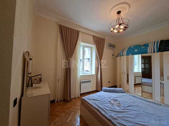 Продаётся 2-комн. вторичка 54 м², м. Низами, photo 22 from 24