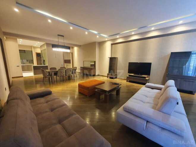 İcarəyə verilir 4 otaqlı yeni tikili 192 m², 28 May m., photo 1 from 32