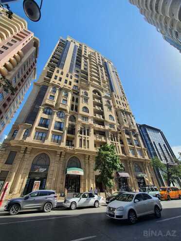 İcarəyə verilir 4 otaqlı yeni tikili 192 m², 28 May m., photo 3 from 32