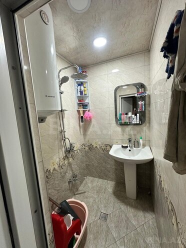 Satılır 3 otaqlı köhnə tikili 60 m², Xalqlar Dostluğu m., photo 17 from 19