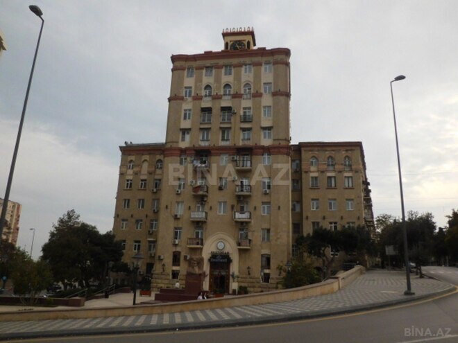 Satılır 3 otaqlı köhnə tikili 75 m², Nizami m., photo 31 from 32