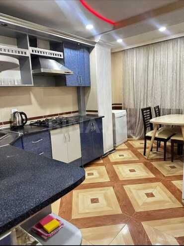 Сдаётся 3-комн. вторичка 74 м², м. Низами, photo 6 from 17