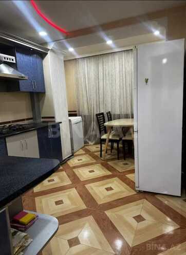 Сдаётся 3-комн. вторичка 74 м², м. Низами, photo 7 from 17