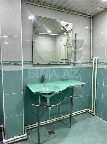 Сдаётся 3-комн. вторичка 74 м², м. Низами, photo 15 from 17