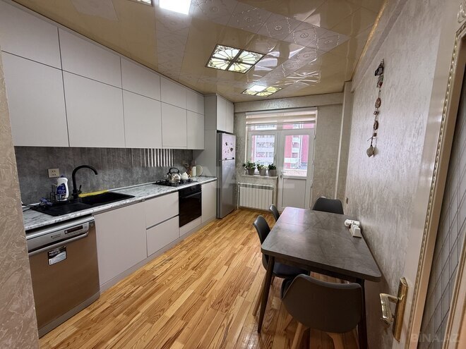 Продаётся 3-комн. новостройка 120 м², м. Кара Караев, photo 11 from 19