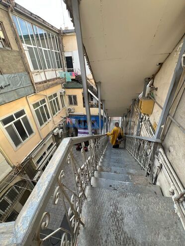 Satılır 3 otaqlı köhnə tikili 65 m², Sahil m., photo 12 from 26