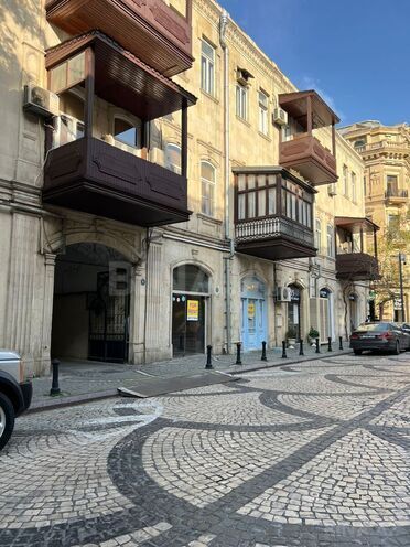 Satılır 3 otaqlı köhnə tikili 65 m², Sahil m., photo 4 from 26