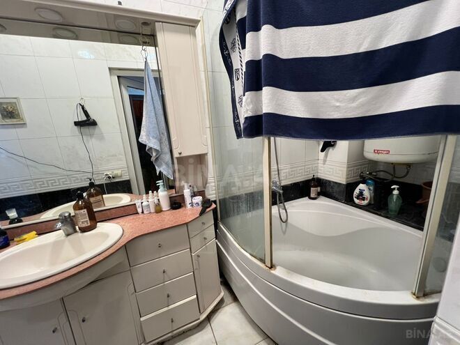 Satılır 3 otaqlı köhnə tikili 65 m², Sahil m., photo 24 from 26