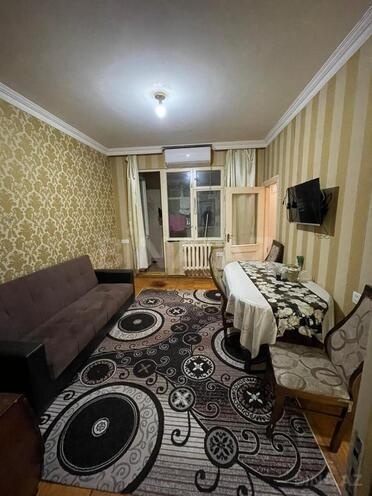Сдаётся 3-комн. вторичка 75 м², м. 20 января, photo 3 from 16